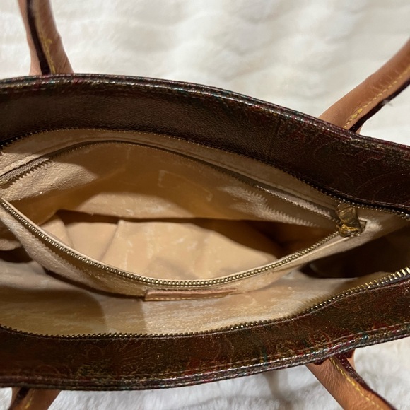 Etro Handbag with Shoulder/Crossbody Strap - Picture 10 of 15